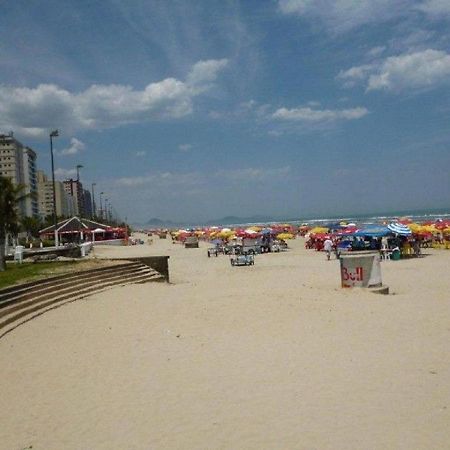 Praia Grande Apto 1 Quadra Do Mar Экстерьер фото